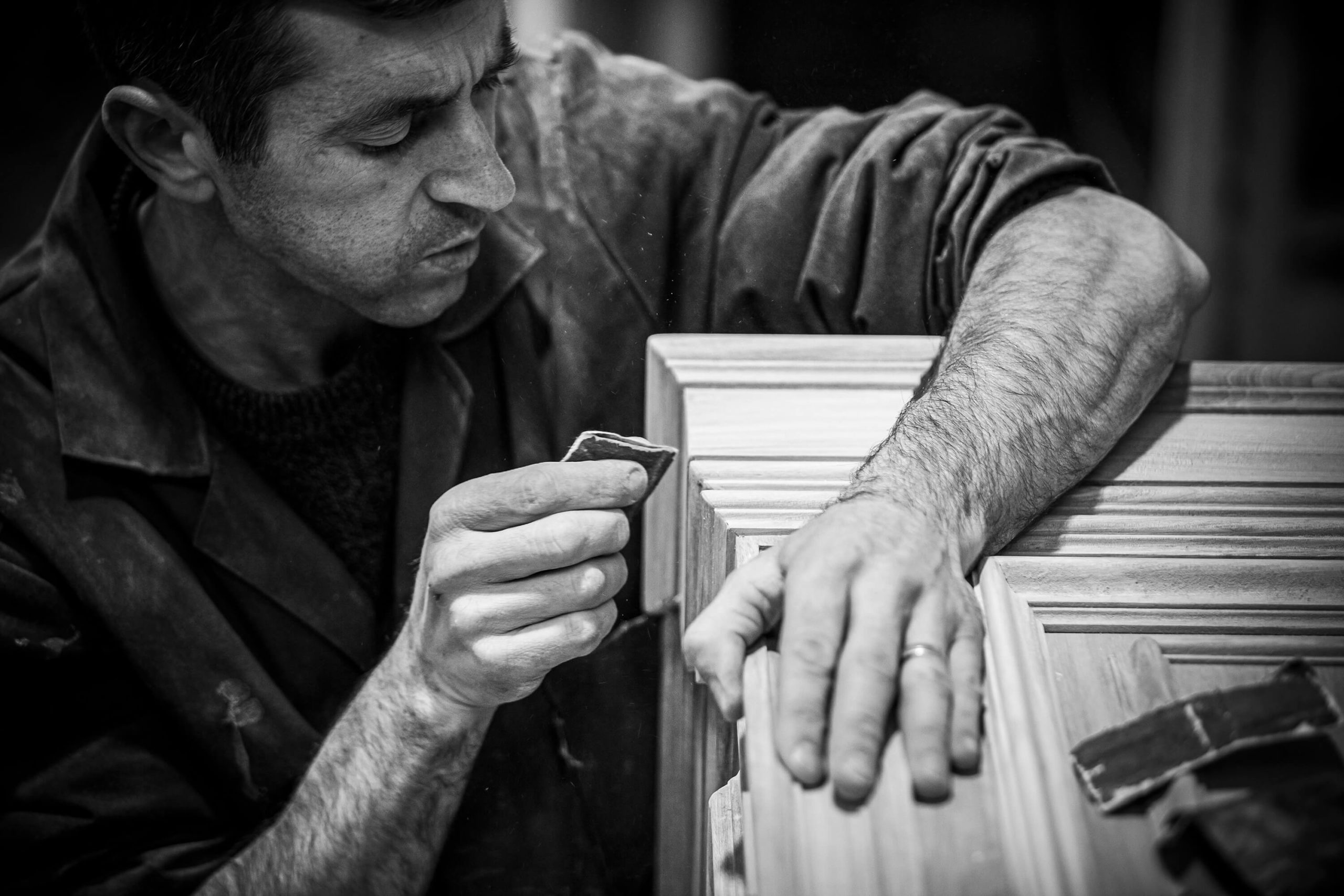 TRADITIONAL PORTUGUESE FURNITURE CRAFTSMEN