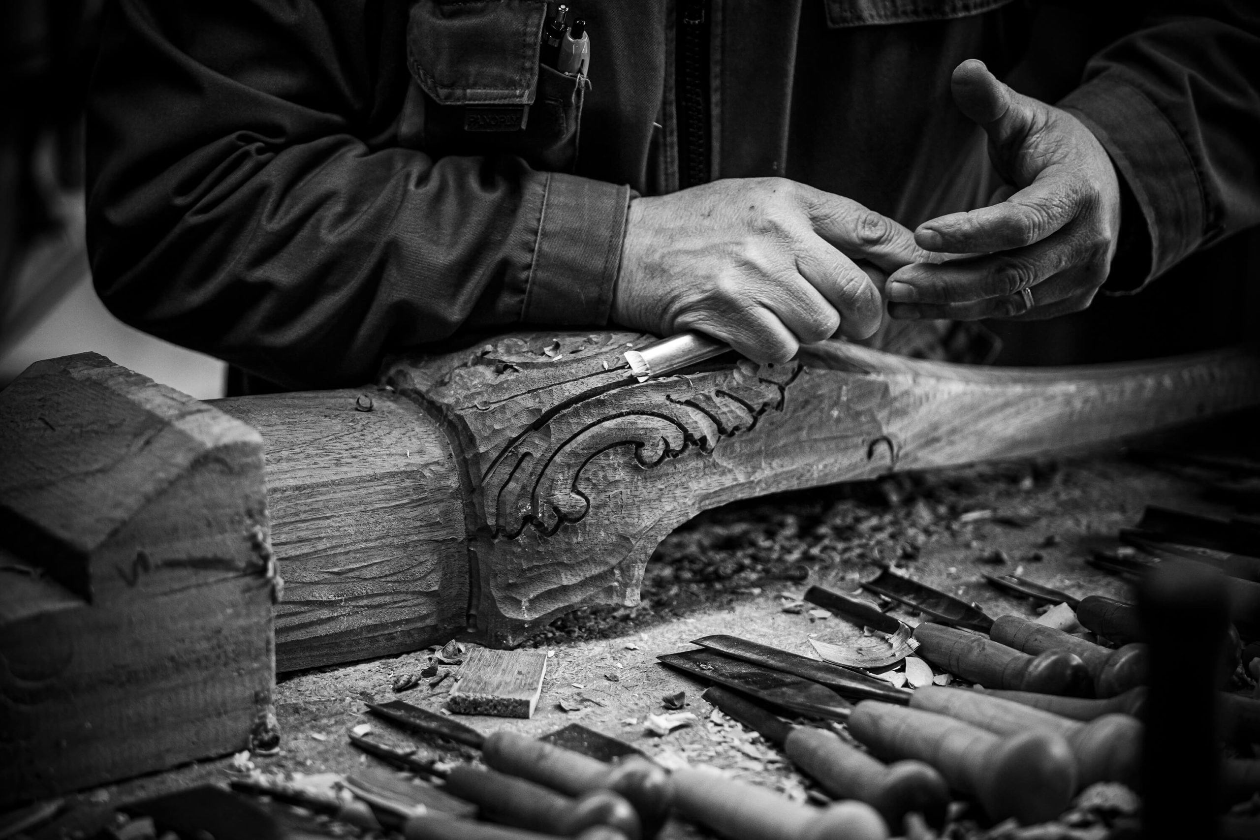 TRADITIONAL PORTUGUESE FURNITURE CRAFTSMEN