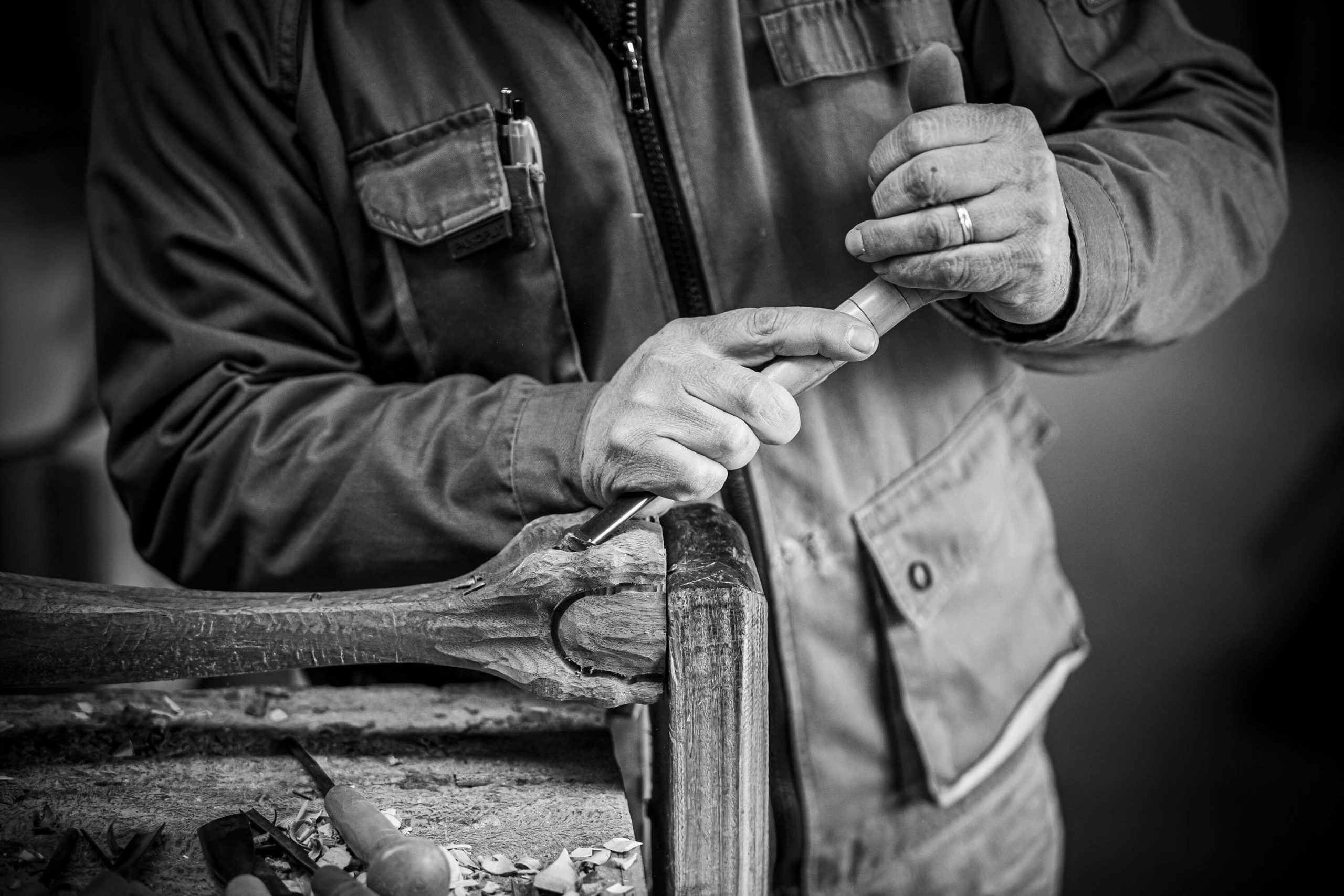 TRADITIONAL PORTUGUESE FURNITURE CRAFTSMEN