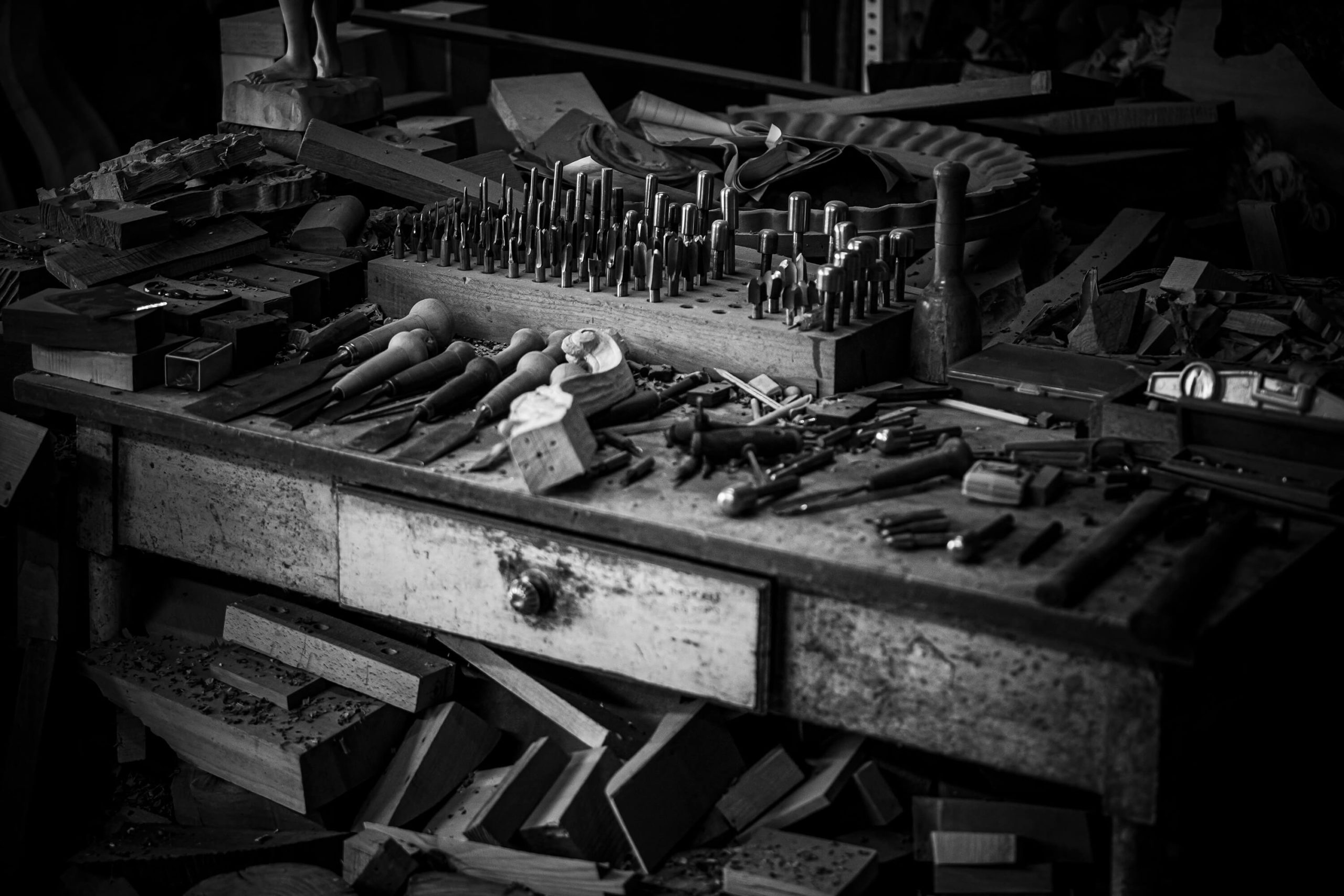 TRADITIONAL PORTUGUESE FURNITURE CRAFTSMEN