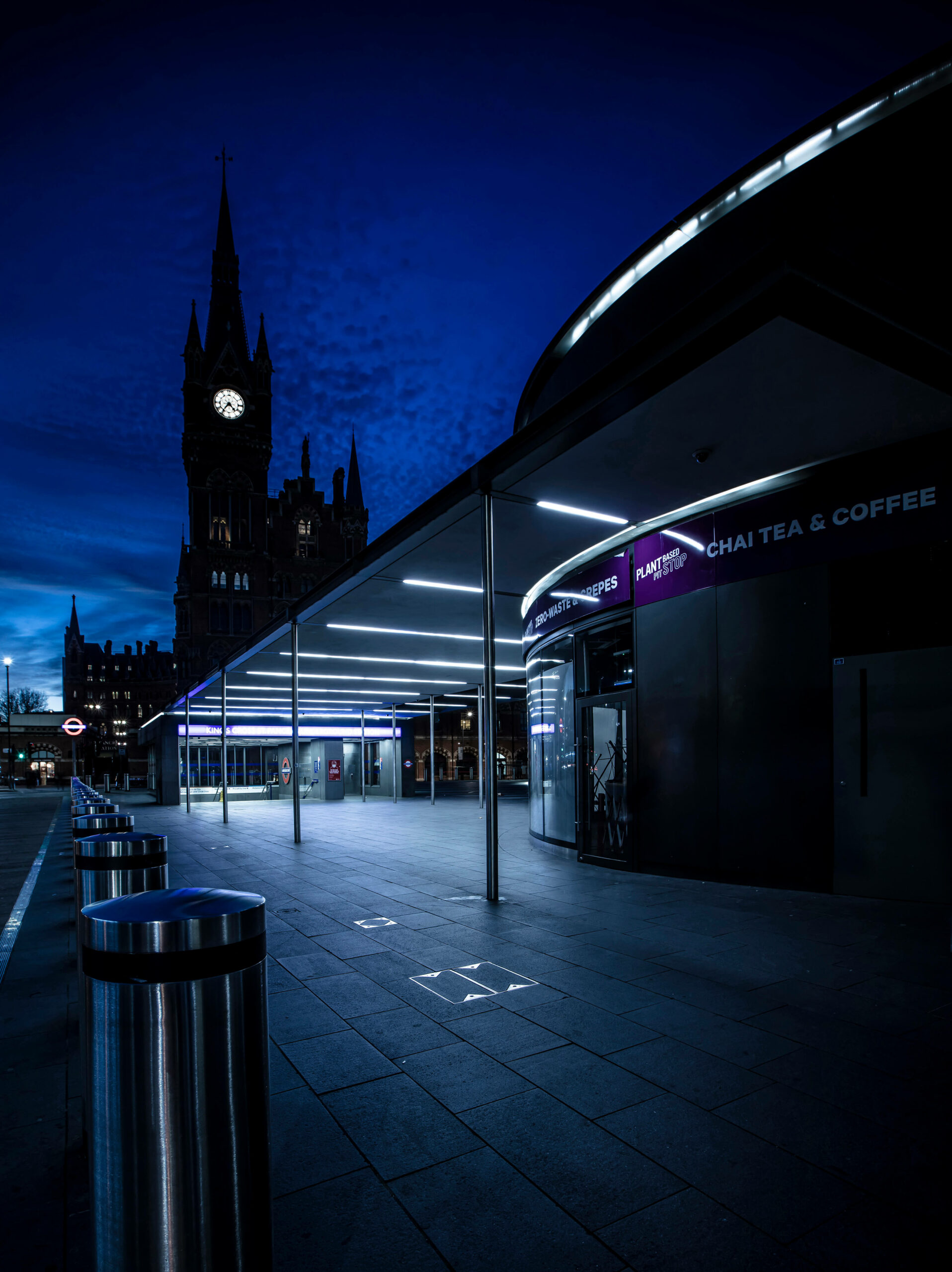 The silent rush hour streets around St Pancras